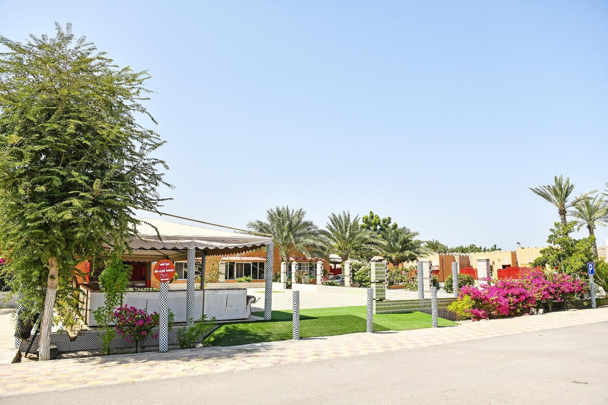 Oyo 138 Gulf Sand Motel Barka Exterior foto